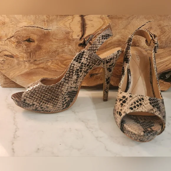 Platform shoes - Picture 2 of 6